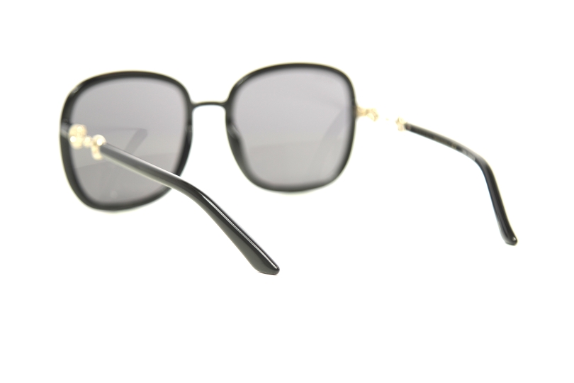 0893S 001