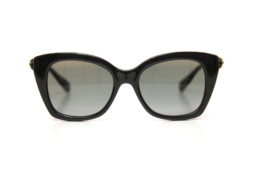 Солнцезащитные очки GUCCI 0921S 001