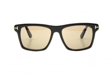 Солнцезащитные очки TOM FORD 906 01H