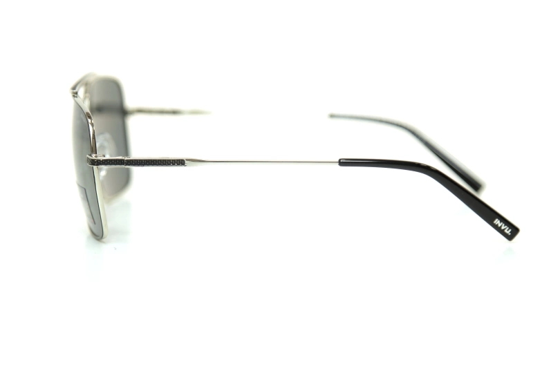 B1104 C