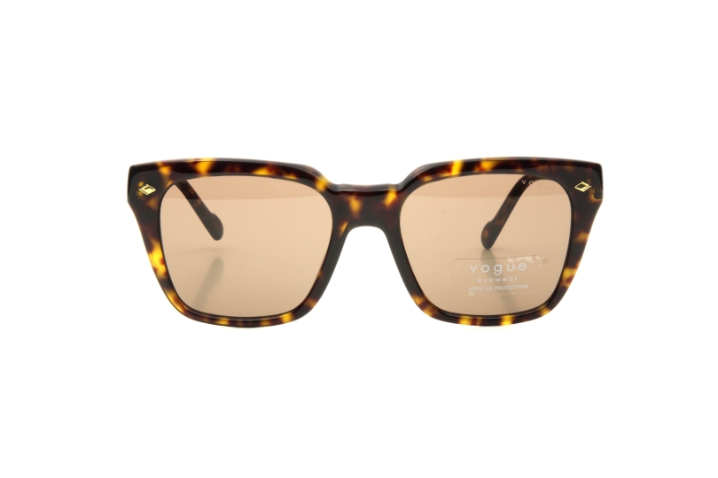 Солнцезащитные очки VOGUE 5380S W65673 (50)