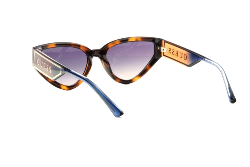 GUESS 7819 52B