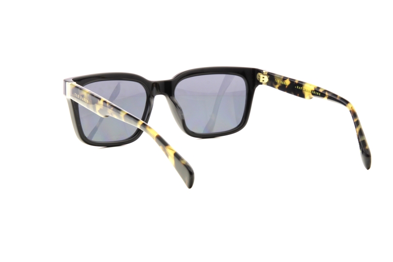 GEORGE 1696 001