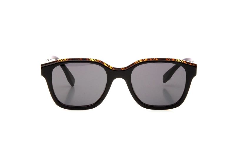 Солнцезащитные очки FENDI 40077I 01A