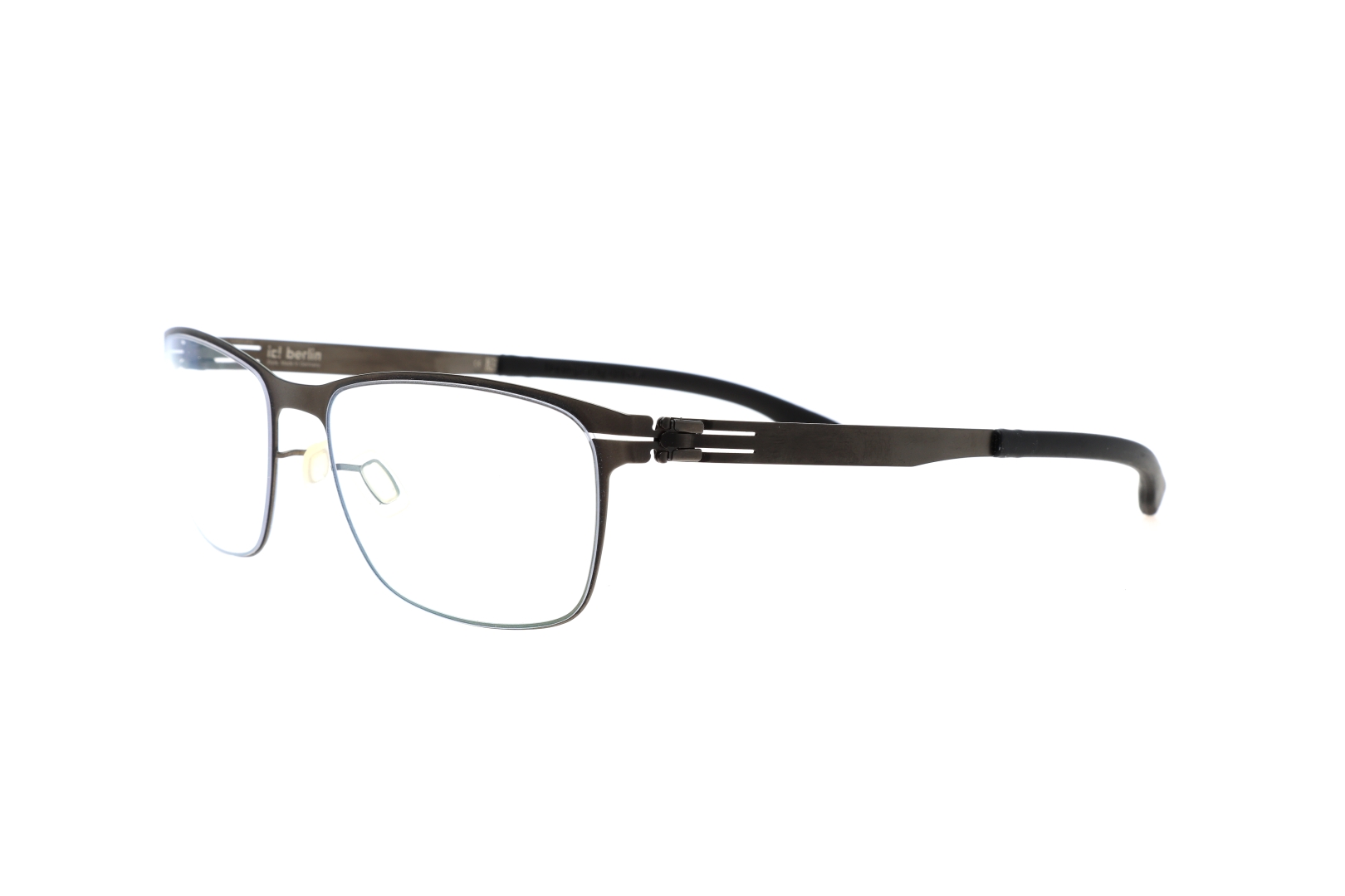 DENNIS N. GRAPGHITE/BLACK