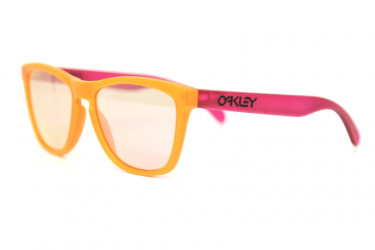 Солнцезащитные очки OAKLEY 9013 24-284